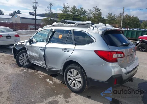 2018 Subaru Outback 2.5I Premium z USA, uszkodzony, nr VIN 4S4BSACC6J3375059